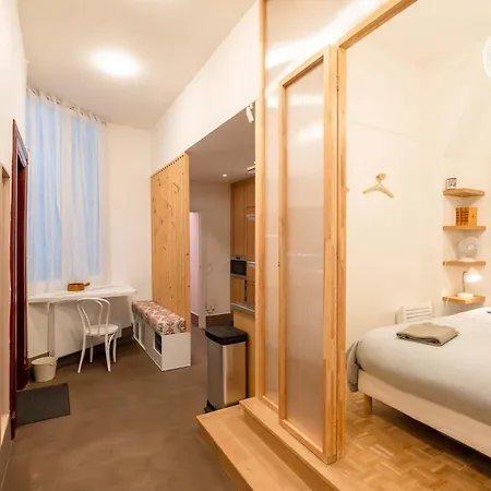 Apartment Luxury Flat 2 Bdr Design Heart Of Marais *