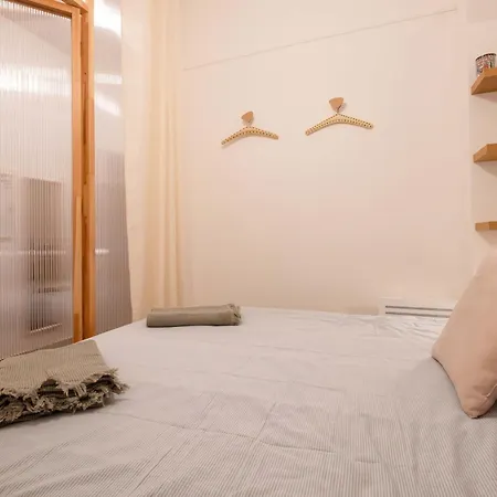 Luxury Flat 2 Bdr Design Heart Of Marais Appartamento