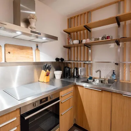 Apartment Luxury Flat 2 Bdr Design Heart Of Marais Paris