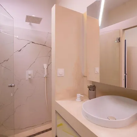 Luxury Flat 2 Bdr Design Heart Of Marais Appartamento *
